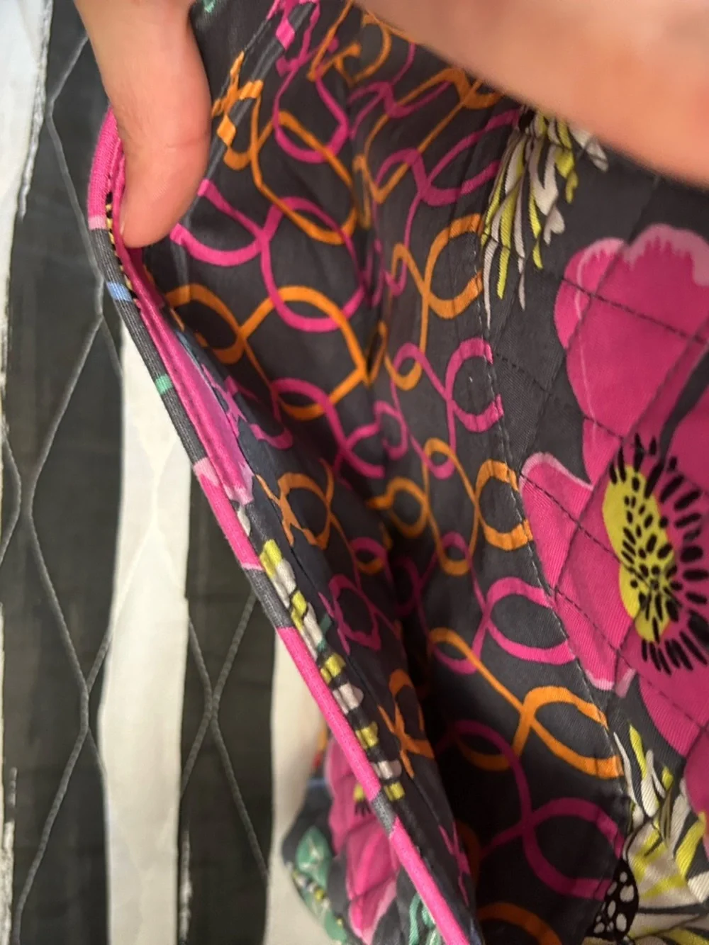 Vera Bradley jazzy bloom Crossbody messenger Bag - Picture 3 of 14